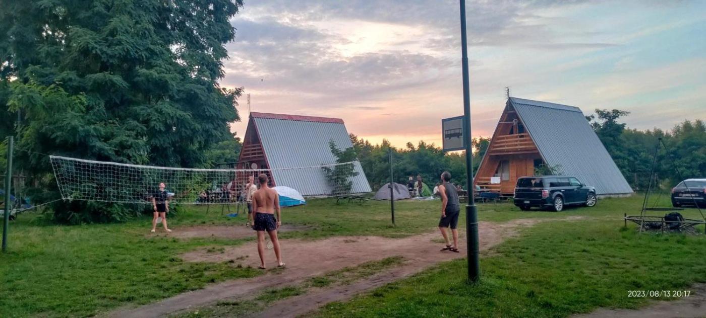 Domki Nad Jeziorem I Pod Lasem Villa Zdbice Buitenkant foto